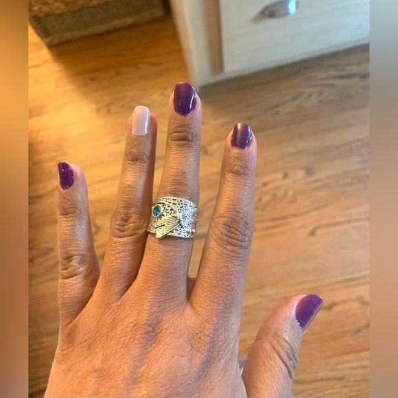 Ring - Picture 8 of 9